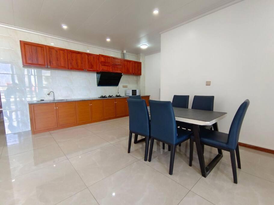 2 Bedroom Apartment Нади Екстериор снимка